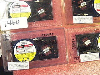 1551.397nm 2mW 2.5Gb DFB laser module, Lucent/Agere P/N: D2511G. Used, soldered, with short leads. Without manufacture test data