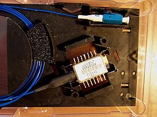 1549.32nm 2mW-peak isolated DFB Laser,  With LC/PC fiber connector. Lucent P/N: D2526G o D2526S