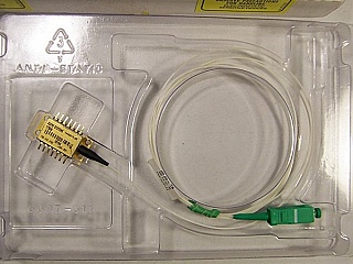 1538.19nm 10mW 14-pin butterfly laser for analog and DWDM. Agere model:1750A-49-SC-10-F, P/N: 1751-010-0162. For forward path, 45-870MHz band.