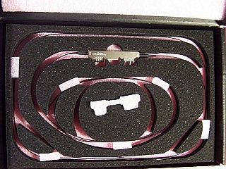 2.5-Gb/s optical digital intensity modulator with photodiode. We believe it is for 1.5x-um wavelength. With GPO-male RF port. Oclaro P/N: 792000490. These samples are selected for Extinction Ratio >30dB in manufacture test data