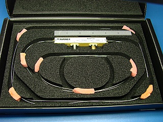 Chirp-free 2.5-Gb/s optical digital intensity modulator with VOA, over C and L band. with SMA RF port and SMA bias port, Avanex Model: SD2.5-A;  P/N: 7910349-A