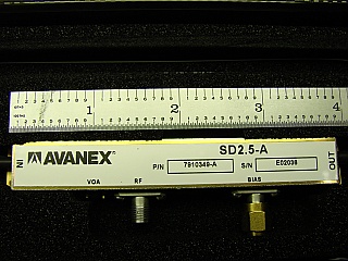 Chirp-free 2.5-Gb/s optical digital intensity modulator with VOA, over C and L band. with SMA RF port and SMA bias port, Avanex Model: SD2.5-A;  P/N: 7910349-A