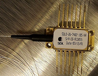 974nm >105mW kink-free pump laser with FBG stabilizer. Tested operating power is better than specification at max allowed current. JDSU product code: SDLO-26-7402-105-HH.
