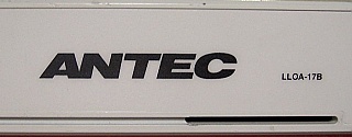 Fiber booster amplifier, EDFA 17dBm C-band benchtop instrument. Flat gain. Antec model: LLOA-17B