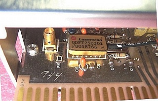 Optical receive equipment with Lasertron QRX-700 Lightwave Receiver plug-in module. 1300nm and 1550nm. It includes 250MHz optical receiver module.