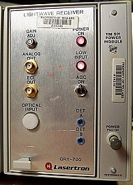 Optical receive equipment with Lasertron QRX-700 Lightwave Receiver plug-in module. 1300nm and 1550nm. It includes 250MHz optical receiver module.