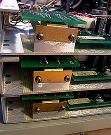 JDS benchtop stabilized 1309nm/1556nm/1631nm laser source, FC/PC adapter ,  FP laser with multimode lasing.