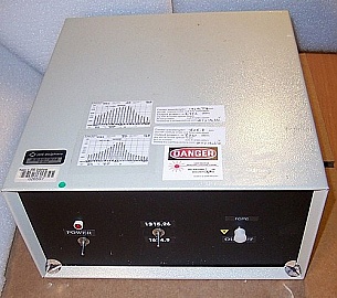 JDS benchtop stabilized 1315.26m/1624.9nm laser source, FC/PC adapter,  FP laser with multimode lasing.