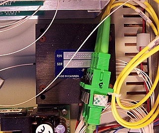 JDS benchtop 1312nm/1557nm/1618nm laser source, FC/PC adapter ,  FP laser with multimode lasing.