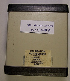 1300nm/1550nm Manual Variable attenuator, with 2 FC/PC optical adapters. JDS VA4 series. JDS P/N: VA47K+1AFP20. Not working, 'Sell As Parts, no return'