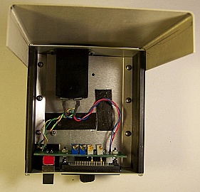 1300nm/1550nm Manual Variable attenuator, with 2 FC/PC optical adapters. JDS VA4 series. JDS P/N: VA47K+1AFP20. Not working, 'Sell As Parts, no return'